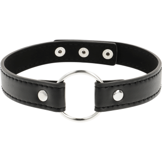 CHOKER DE CUERO VEGANO NEGRO CON ACCESORIO