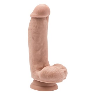 PENE PIEL CLARA 15 CM TESTÍCULOS Y VENTOSA